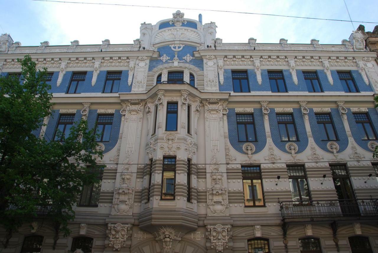 Apartments In Art Nouveau District Рига Экстерьер фото